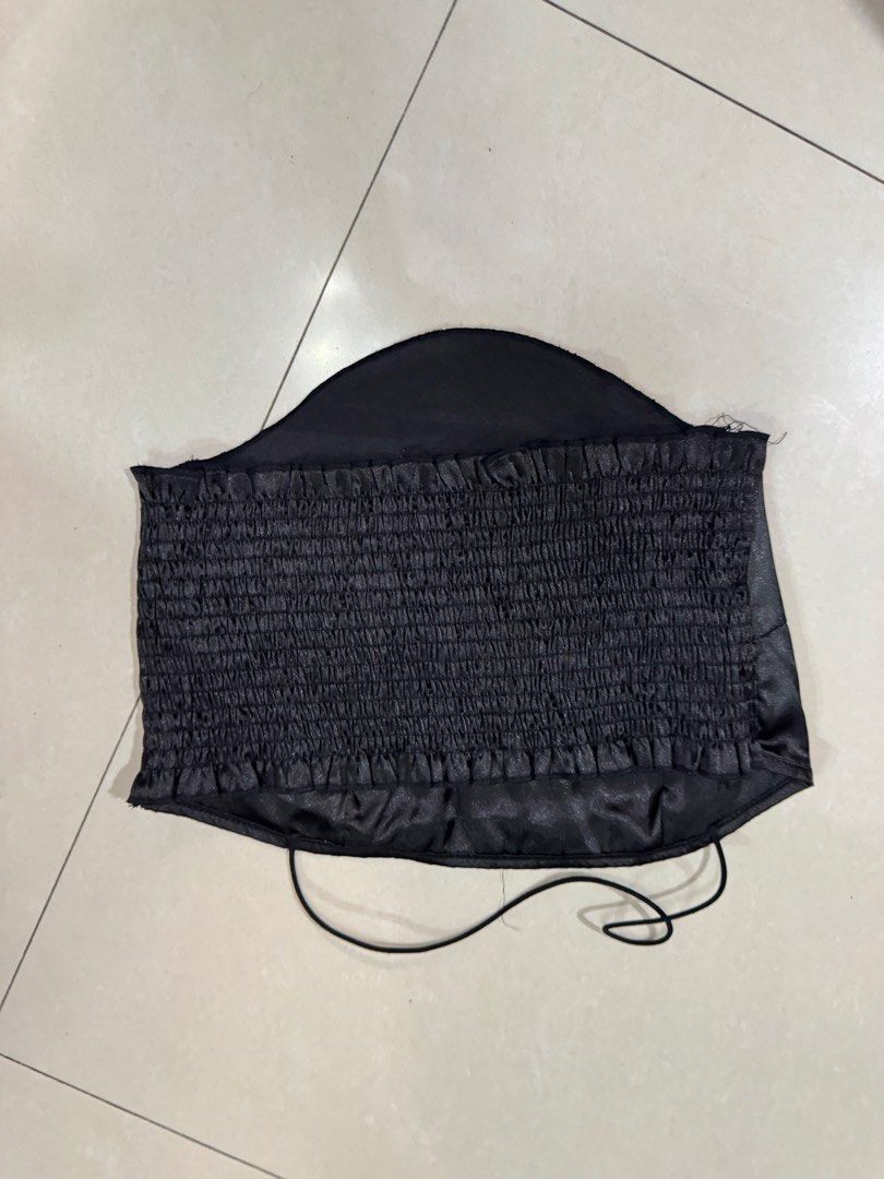 Black Satin Ruched Corset Crop Top (Category: Sleeveless) located in Quezon City. Submitted by sweetlyluxe (Listing ID 1465488869, Image 3). Description: - satin soft corset - for night out or evening event -stretchable at the back.