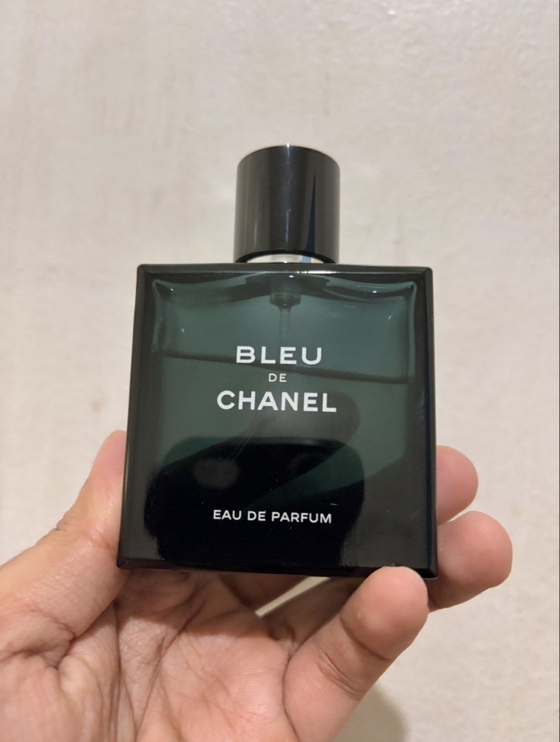 Bleu de Chanel Eau de Parfum 5ml Decant (Category: Fragrance & Deodorants) located in Manila. Submitted by knightto2112 (Listing ID 1465387228, Image 1). Description: - 5ml decant of Bleu de Chanel Eau de Parfum - travel atomizer prefect for travel, or keeping in your bag.