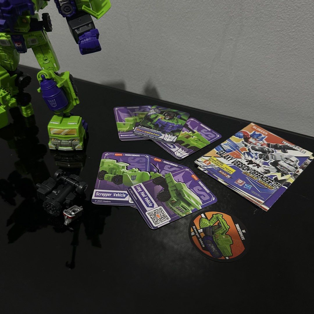 Blokees Transformers Devastator Galaxy Shining Action Figure (Category: Action & Battle Toys) located in Quezon City. Submitted by astroffside (Listing ID 1465455686, Image 3). Description: Blokees Devastator Combine Core! No Issue | Complete | Good Condition 2500 only DM if interested!.