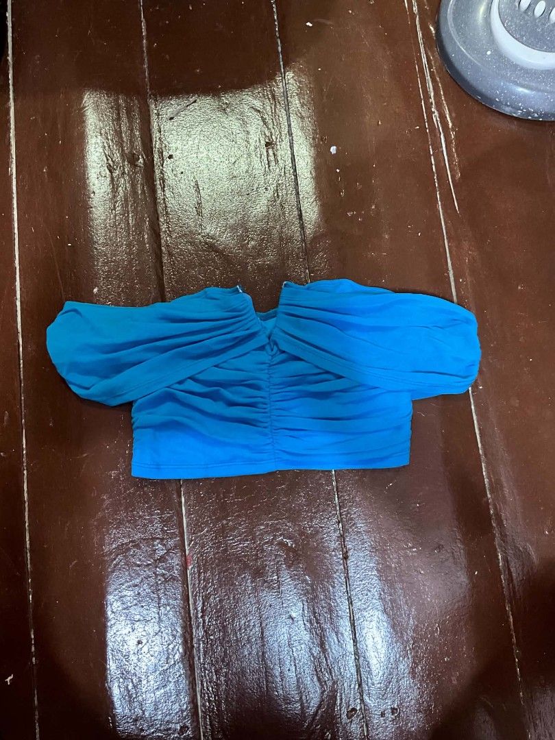 BLUE MESH OFF SHOULDER SEXY TOP (Category: Others Tops) located in Manila. Submitted by zesshian (Listing ID 1465512724, Image 1). Description: -blue off shoulder top -sexy mesh type top -can be used as assymetrical top -xs to small -pm for ww.