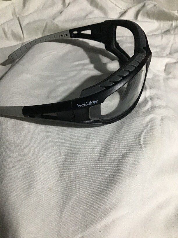 Bolle sunglass (Category: Sunglasses & Eyewear) located in Baguio. Submitted by agozun61 (Listing ID 1465493012, Image 2). Description: Bolle Trackers safety Glasses distinguished by their wraparound black frame and clear polycarbonate lenses..