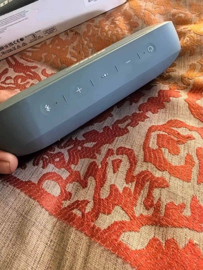 BOSE SOUNDLINK FLEX 1 (Category: Soundbars, Speakers & Amplifiers) located in Santa Maria. Submitted by aikeemoral (Listing ID 1465480888, Image 3). Description: FOR SALE OR SWAP ORIG BOSE SOUNDLINK FLEX BLUETOOTH SPEAKER SELLING PRICE 5500 ONLY MURA NA YAN WITH BOX AND UNIT SANTA MARIA BULACAN MEET UP.