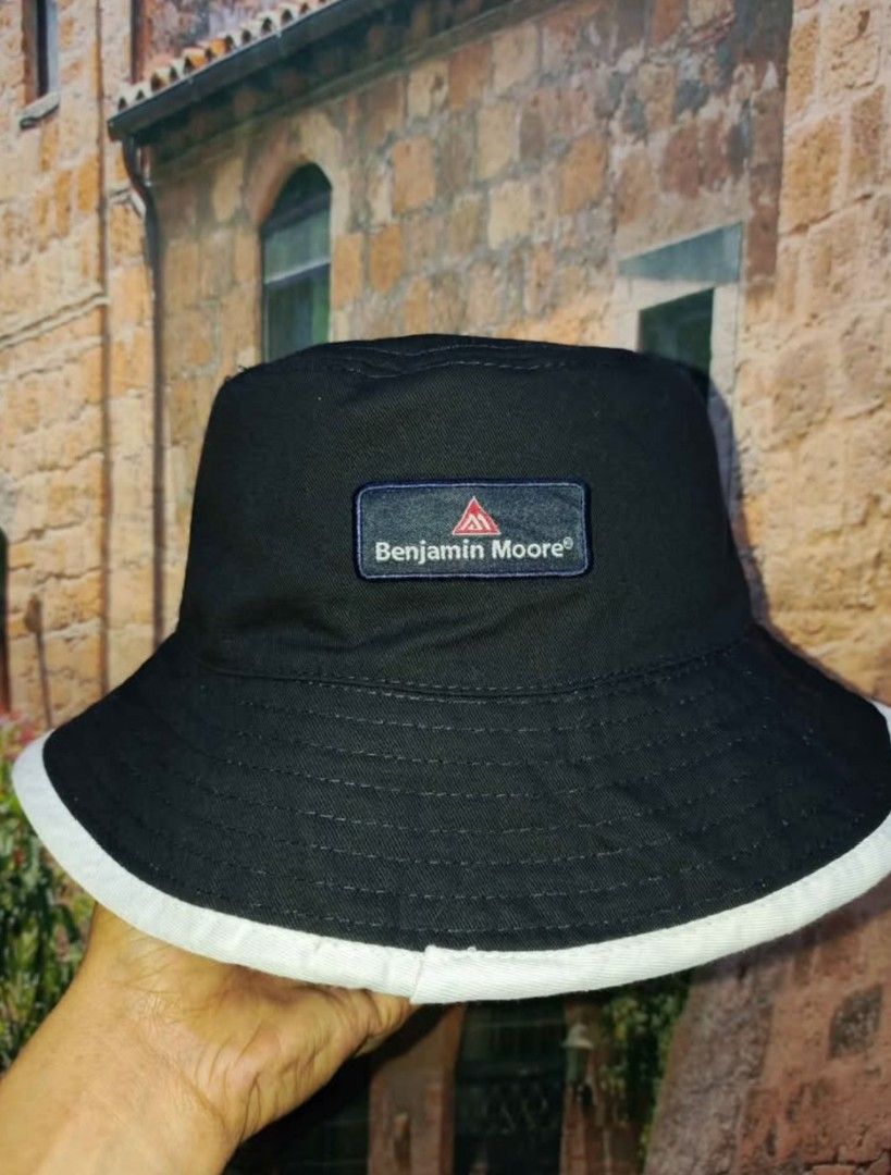 Boston sox reversible bucket hat (Category: Caps & Hats) located in Caloocan City. Submitted by shsgoods (Listing ID 1465384439, Image 3). Description: location: Karuhatan Valenzuela City.