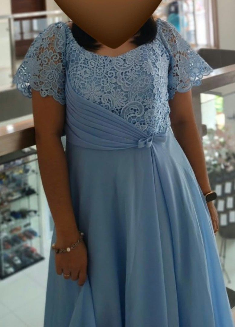 Bridesmaid gown (Category: Evening dresses & gowns) located in Manila. Submitted by angelikamm (Listing ID 1465504155, Image 1). Description: 📌Powder blue gown 📌Can fit Medium to Large, 5" height 📌Bought for ₱2.5k, selling for ₱950 (negotiable) 📌Used once only as bridesmaid 📌RFS: No storage 📌Location: Sampaloc, Manila.