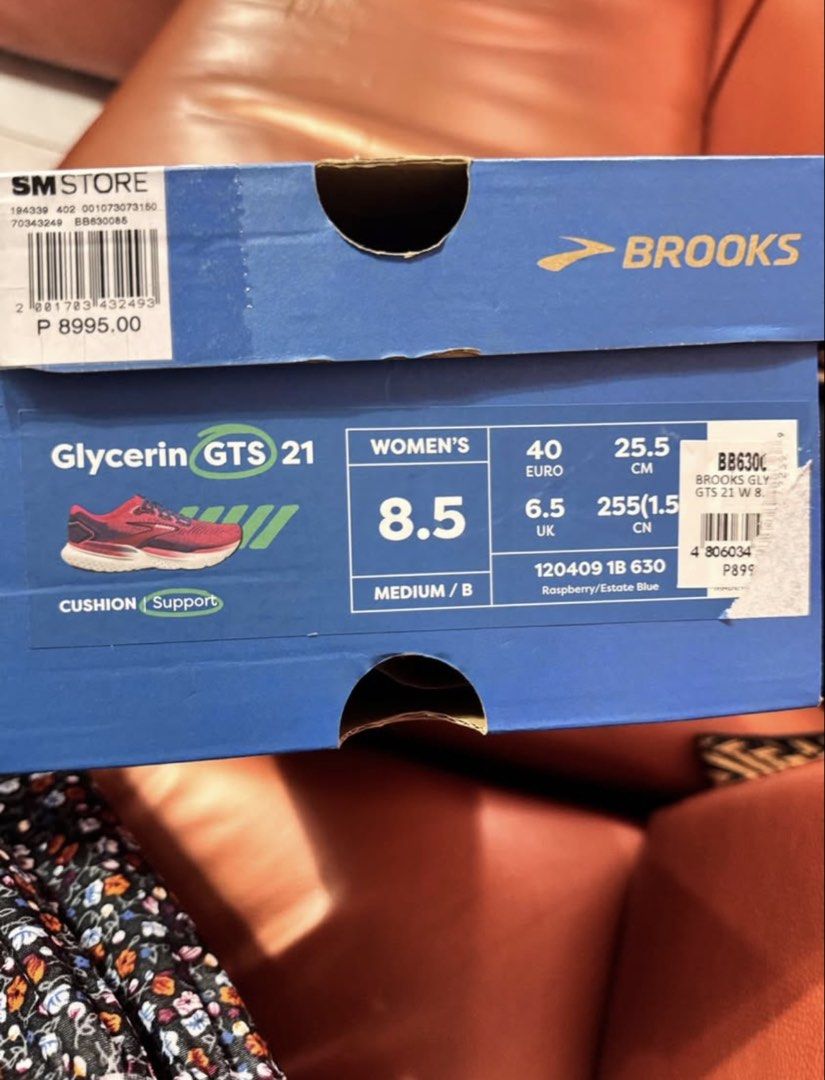 Brooks Glycerin GTS 21 (Category: Sneakers) located in Manila. Submitted by dingkoyyyy (Listing ID 1465453431, Image 3). Description: Brooks Glycerin GTS 21 Raspberry/Estate Blue US8.5/EUR40/UK6.5/25.5cm Bought: ₱7,196 (sale price @ sm eco) Selling: ₱3,500 slightly nego Good as new. Barely used for running, more on sa pickle lang..