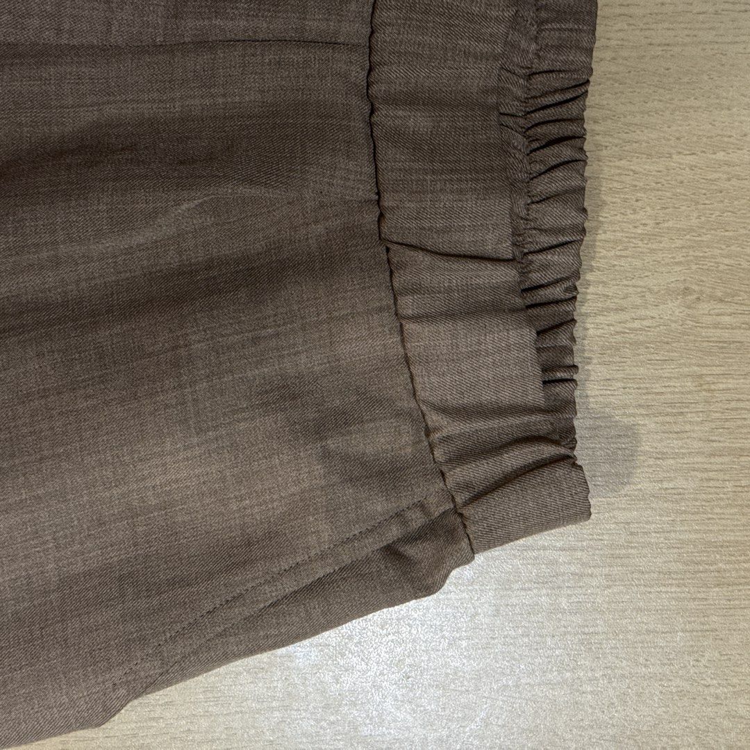Brown linen-blend vest and pants coord set (Category: Sets or Coordinates) located in Makati City. Submitted by julyco. (Listing ID 1465443064, Image 2). Description: - Matching rosy brown sleeveless vest and long pants set - Vest features a front button-down design with functional pockets - Crafted from a lightweight, textured fabric in a versatile neutral color - Easy to mix and match with other wardrobe basics - Condition: Worn only once, clea