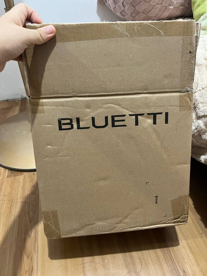 BLUETTI PORTABLE POWER STATION ELITE 30 (Category: Other Gadgets) located in Manila. Submitted by chrisdenyl42978 (Listing ID 1465449234, Image 2). Description: Condition: Like new, purchased last August. Original Price: ₱15,299 Reason for Selling: Selling to raise cash quickly to buy a refrigerator. Inclusions: Still comes with the original box and valid warranty..