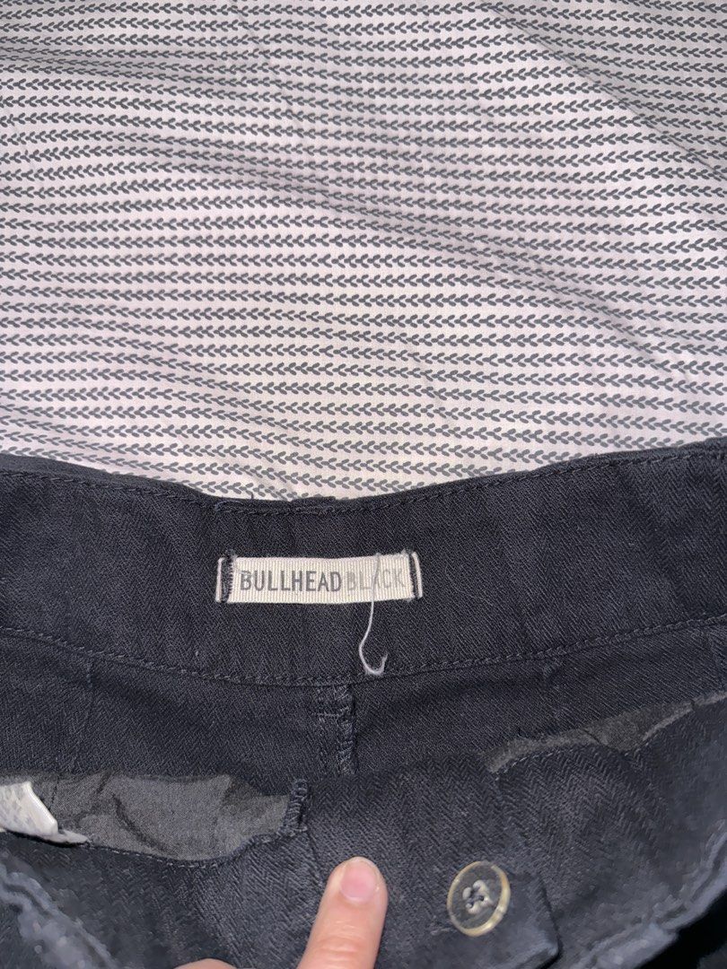 Bullhead Black Cuffed Denim Shorts Black (Category: Shorts) located in Santa Ana. Submitted by fatikilla (Listing ID 1465432586, Image 2). Description: .