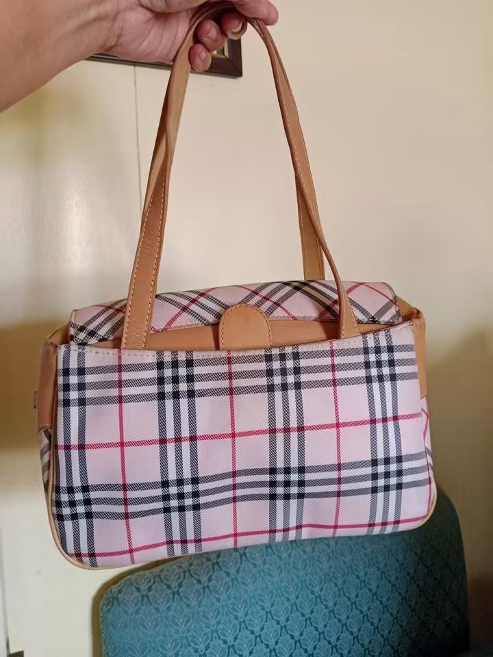 Burberry Blue Label (Category: Shoulder Bags) located in Angeles City. Submitted by mjshoppingretail (Listing ID 1465406148, Image 1). Description: orig Burbs excellent use.