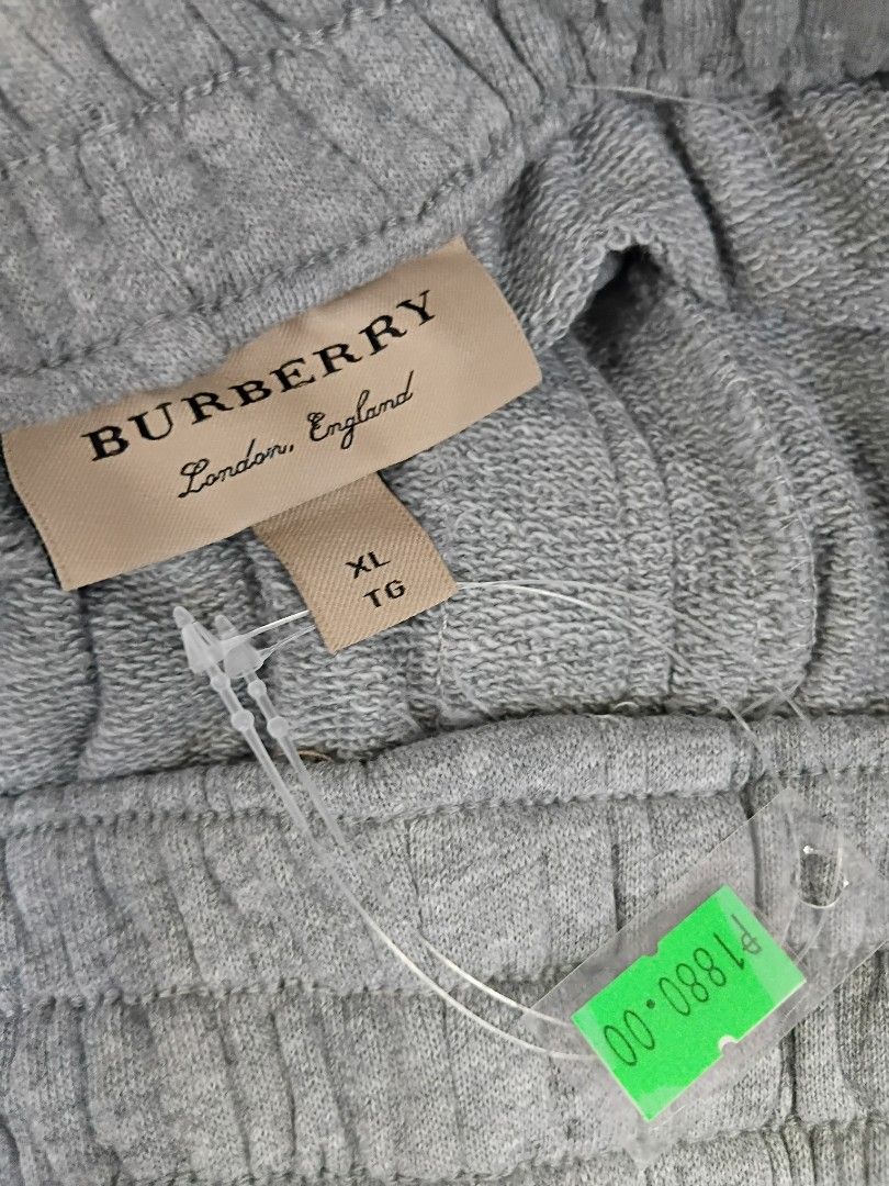 Burberry LAST PRICE POSTED (Category: Joggers) located in Subic. Submitted by AnythingBrandedby_May (Listing ID 1465477142, Image 3). Description: 16X37 Burberry LAST PRICE POSTED.