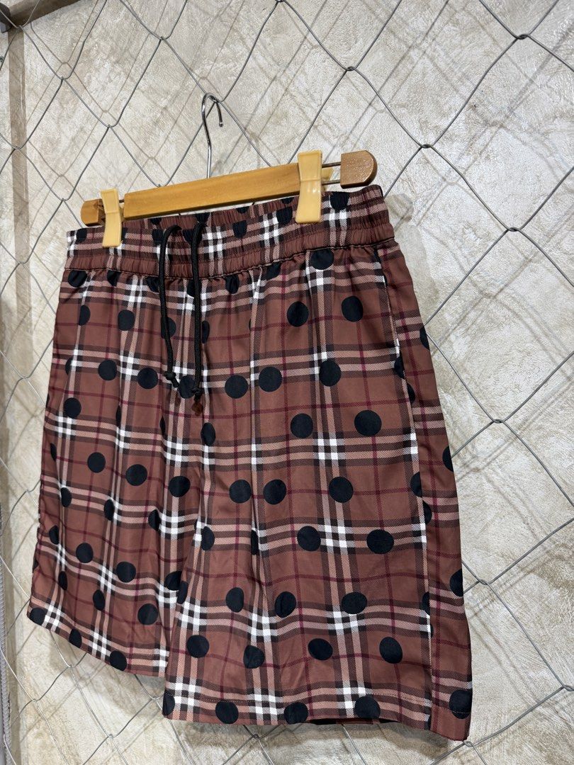 Burberry Polka-Plaid Short. (Category: Shorts) located in Manila. Submitted by ardobe.mnl (Listing ID 1465536668, Image 3). Description: . Size: Large Dimes: 30-36 W x 19” L Condition: Excellent Flaw: None! Dm for inquiries! 📥.