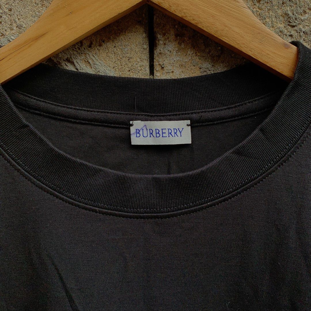 Burberry tee Basic design (Category: Luxury Apparel) located in Manila. Submitted by _thrift.clothes._ (Listing ID 1465480911, Image 2). Description: Size:Xlarge W:22 L:29 No issue.