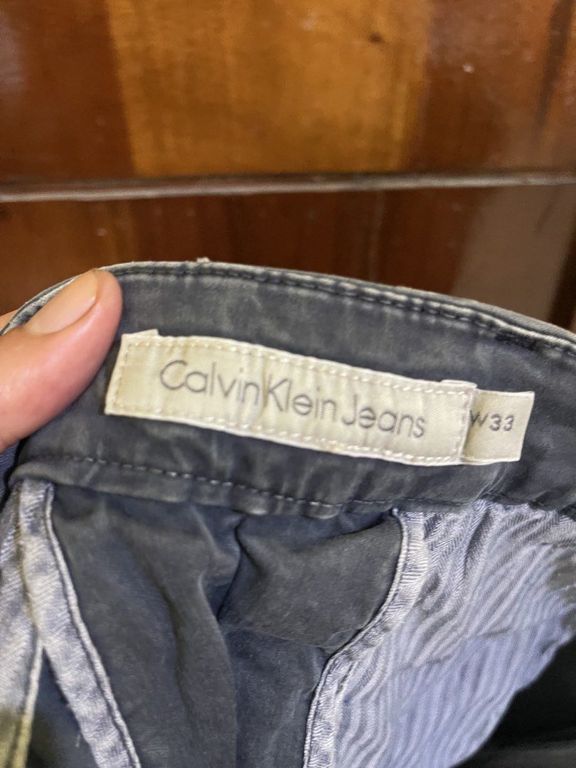 Calvin Klein Shorts (Category: Shorts) located in Marikina City. Submitted by greatfindsmnlph (Listing ID 1465395922, Image 3). Description: Cal vin Klein Shorts Price: 100 Size: Medium Waistline: 32 Length: 22 Hemline: 9.5 Color: Gray Color Rate: 9/10 Condition: 10/10 Very nice in actual.