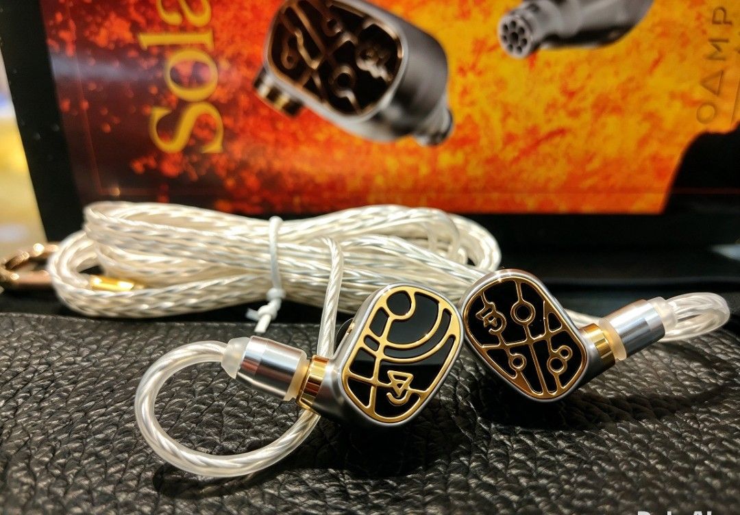 CAMPFIRE AUDIO SOLARIS — OPEN BOX | COMPLETE SET (Category: Earphones) located in Manila. Submitted by theaudiovault (Listing ID 1465569206, Image 3). Description: High-End IEM | Open Box Only | Complete Box & Accessories For sale is my Campfire Audio Solaris, a highly regarded hybrid IEM known for its engaging musicality, expansive presentation, textured bass, and impressive detail retrieval. 🎧 Sound Signature • Full-bodied and engaging present