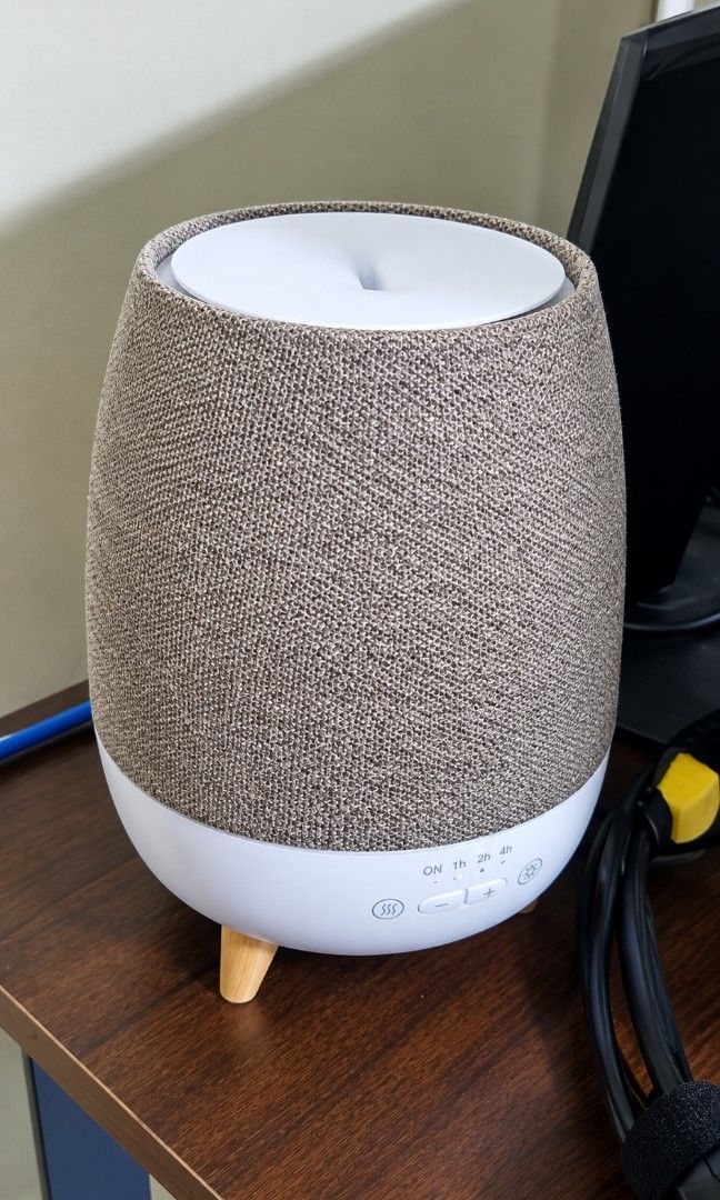 Canvas Fabric Wrapped Aroma Diffuser 300mL (Category: Air Purifiers & Dehumidifiers) located in Cabuyao City. Submitted by jshfrrersnts (Listing ID 1465450468, Image 1). Description: slightly used, napanalunan lang din sa raffle..