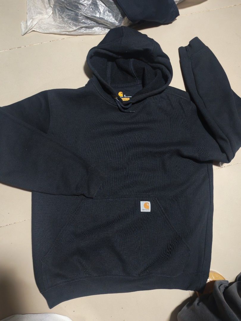 Carhartt K121-BLK (Category: Coats, Jackets and Outerwear) located in Butuan. Submitted by bonz87 (Listing ID 1465488592, Image 1). Description: Carhartt K121-BLK Medium ontag Dimes 24x27 Excellent condition No issue.