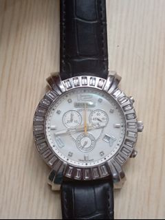 (Category: ) located in . Submitted by quick_deals_great_finds2 (Listing ID 1465384913, Image 1). Description: .