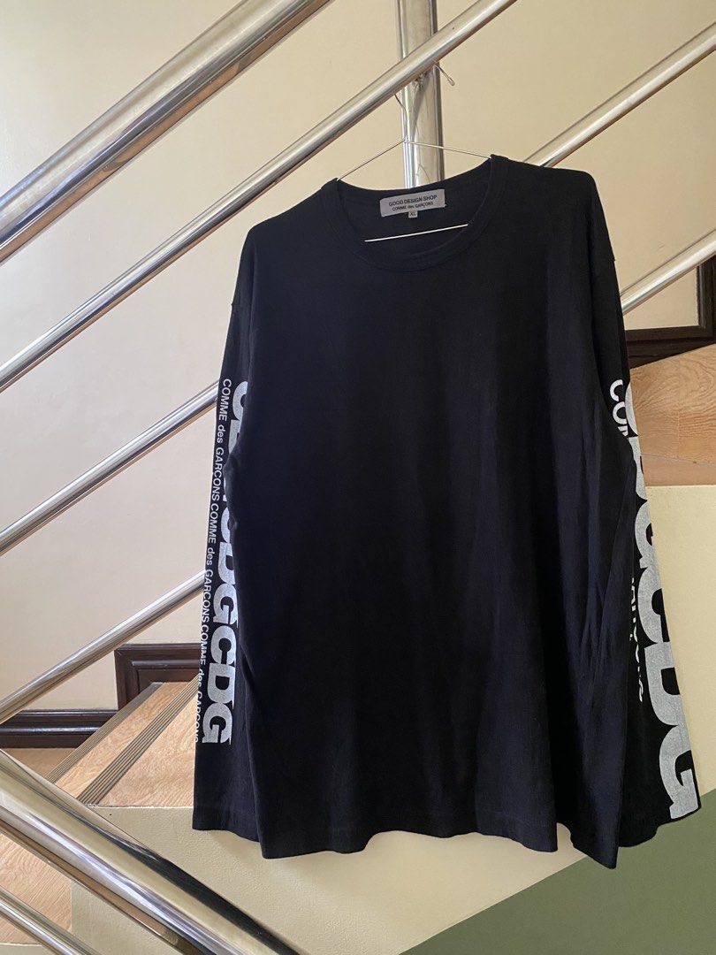 CDG Comme des Garcons - Logo Sleeve L/S (Category: Tshirts & Polo Shirts ) located in Puerto Princesa. Submitted by something___. (Listing ID 1465499743, Image 2). Description: CDG Comme des Garcons - Logo Slevee L/S Tagged Size: XL (Dimension) Length: 30 Width: 22.5 Condition: Excellent Color rate: 9.4 Flaws: Lightly used.