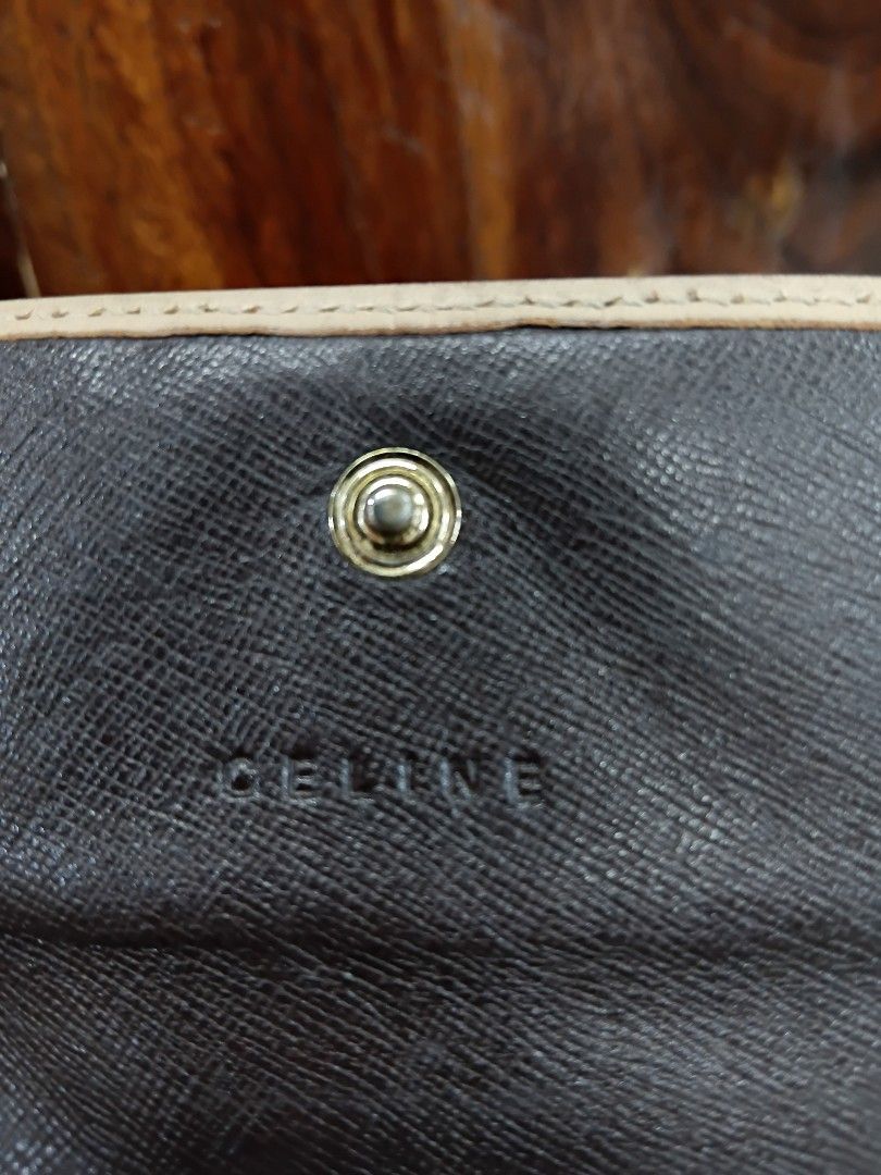 Celine LAST PRICE POSTED (Category: Wallets & Card holders) located in Subic. Submitted by AnythingBrandedby_May (Listing ID 1465465810, Image 2). Description: LAST PRICE POSTED CELINE.