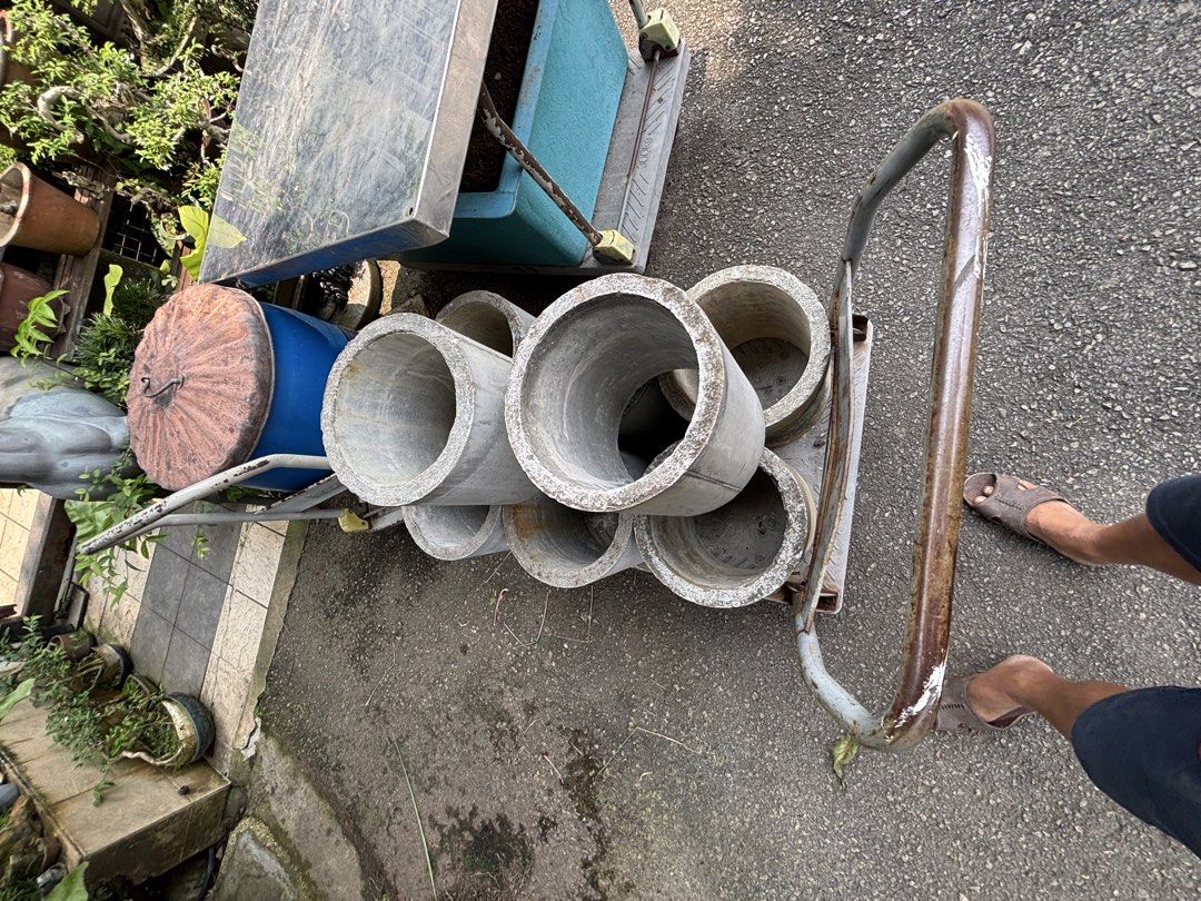 Cement ring D29cm (Category: Pots & Planters) located in Singapore. Submitted by tanbill (Listing ID 1465420921, Image 3). Description: Each Cement ring $8 self collection at bedok 489132 only .