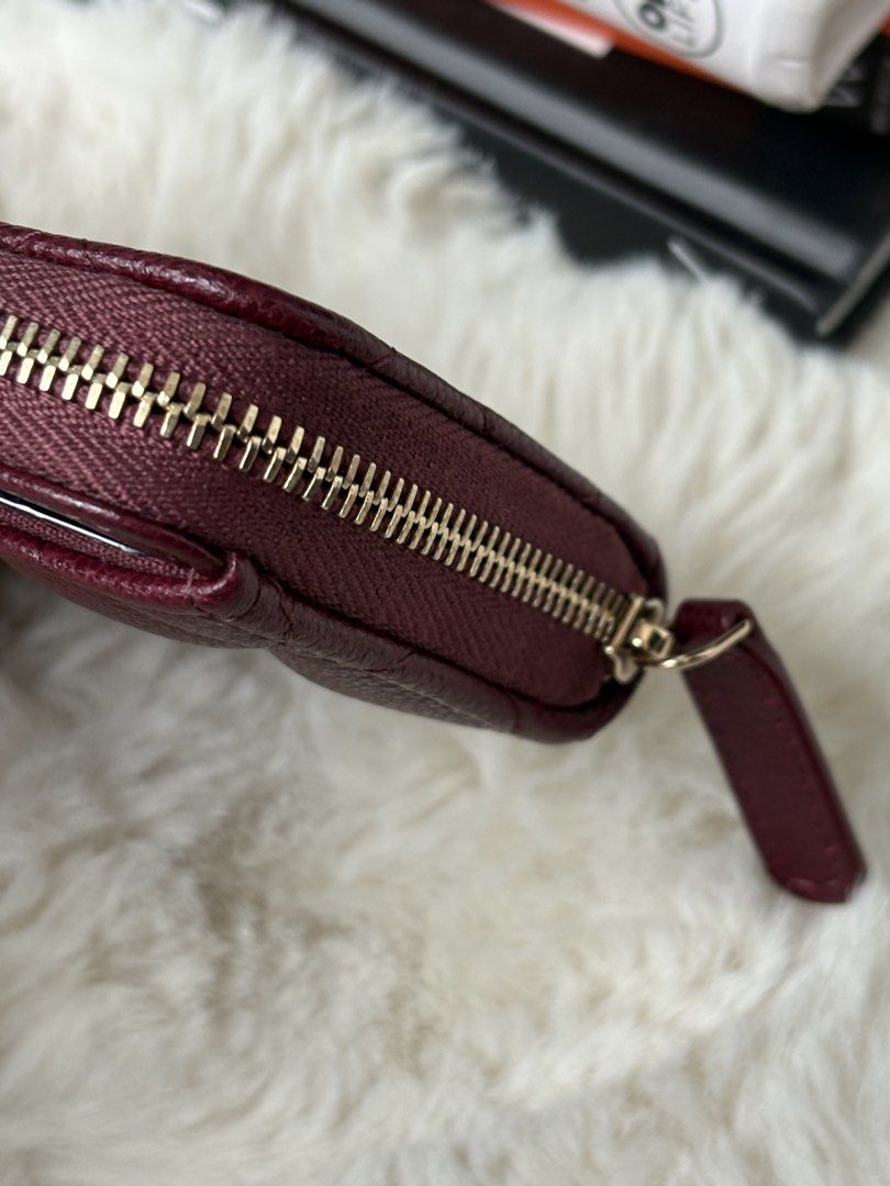 Chanel card holder zip coin (Category: Luxury Bags & Wallets) located in Quezon City. Submitted by luxuryamethystph (Listing ID 1465435565, Image 3). Description: Brand new complete inclusions.