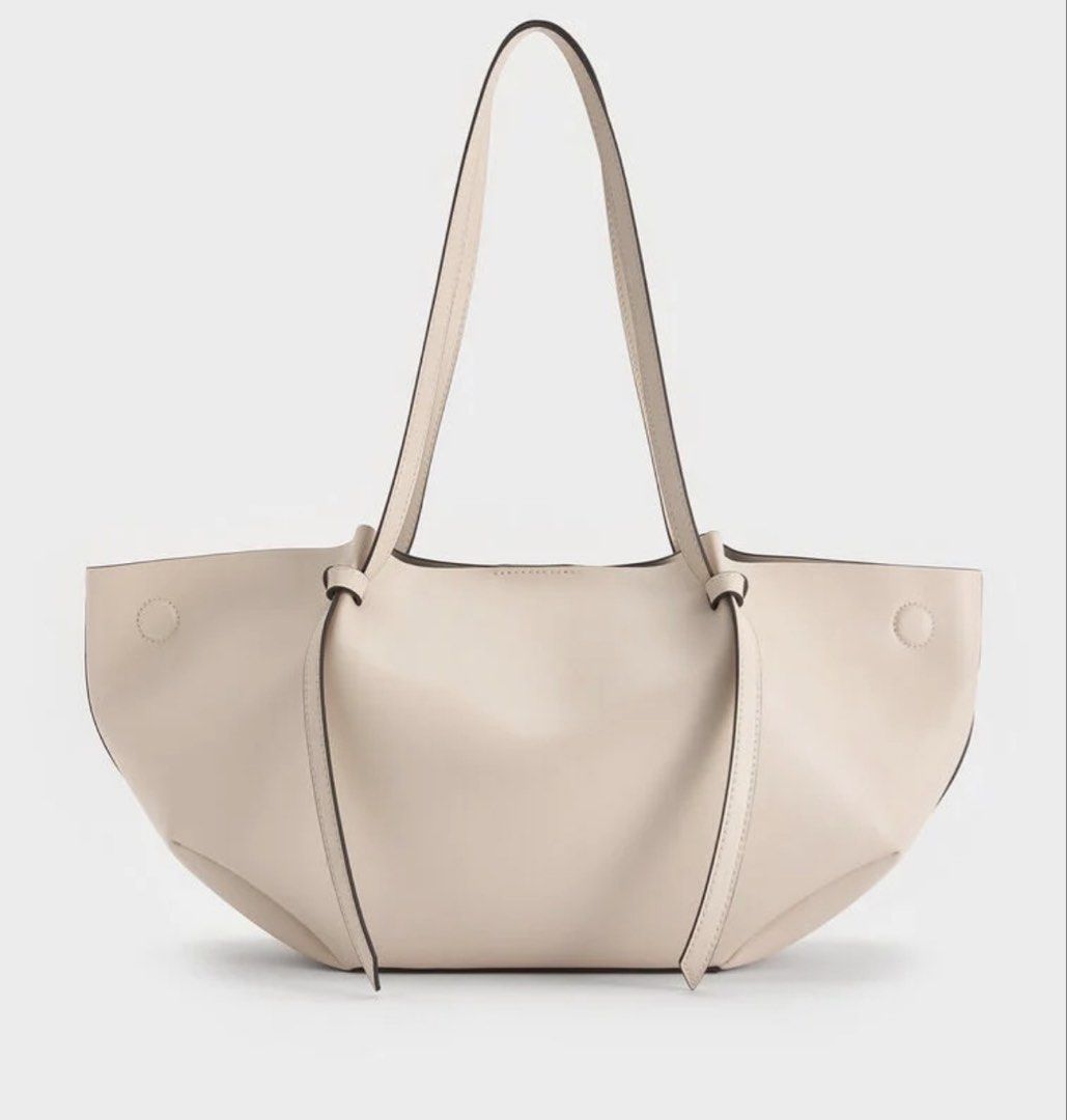 Charles & Keith Calla tote bag Oat - Size L (Category: Tote Bags) located in Manila. Submitted by justshop.ph (Listing ID 1465549040, Image 2). Description: bought from Korea dust bag included.