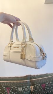 （分類：）位於 。 由 pinkmikan 提交（商品編號 1465550286，圖片 1）。簡介： 。