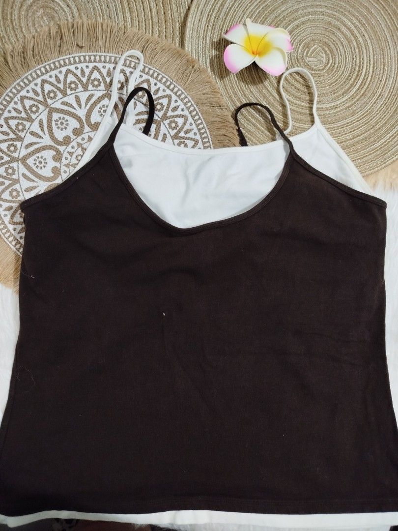 Cheetah Double Layer Cami Top Size XL (Category: Sleeveless) located in Quezon City. Submitted by plus4lessshop (Listing ID 1465465642, Image 1). Description: - Brand: Cheetah - Size: XL (16/18) - Color: Brown and white (contrasting dark brown over white layer) - Design: Double layer cami top with spaghetti straps - Origin: Made in Indonesia - Condition: Excellent pre-loved find.
