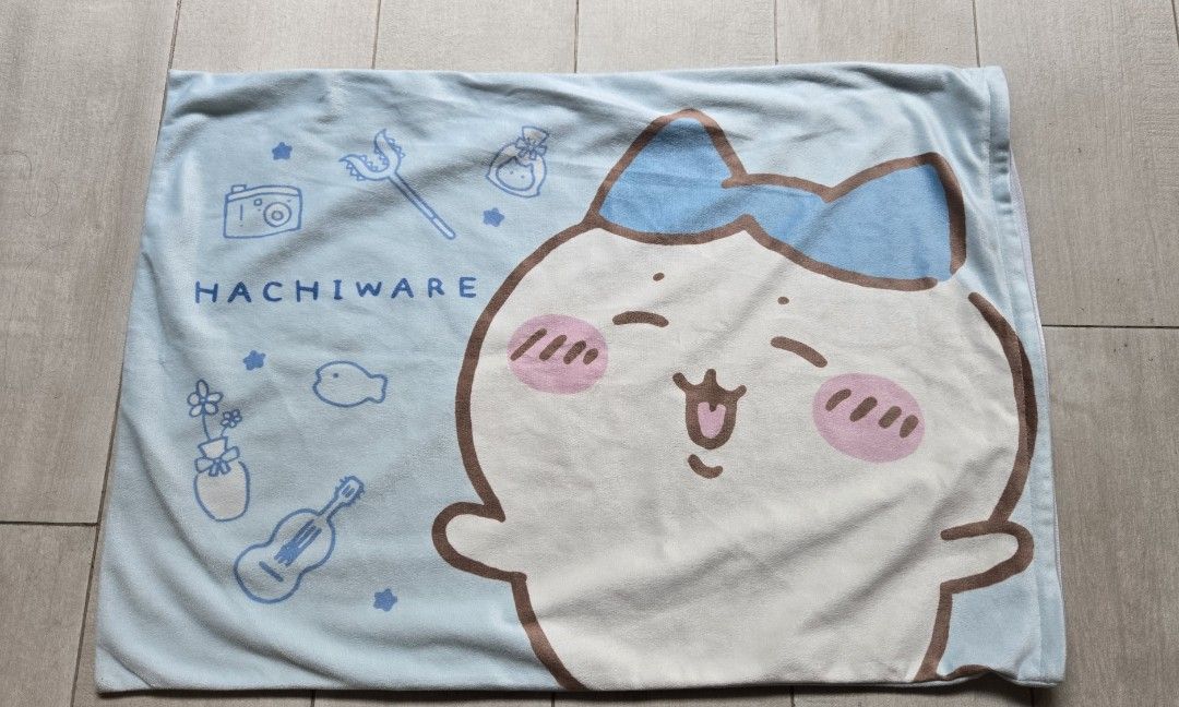 Chiikawa Hachiware Pillow Case Cushion Cover (Category: Bedding & Towels) located in Quezon City. Submitted by jessica_lim_n (Listing ID 1465575491, Image 1). Description: ✔️ Very good condition. ❗️ Needs cleaning, may have small stains. 📍 Quezon City 📦 Shipping by buyer 💲 GCash.