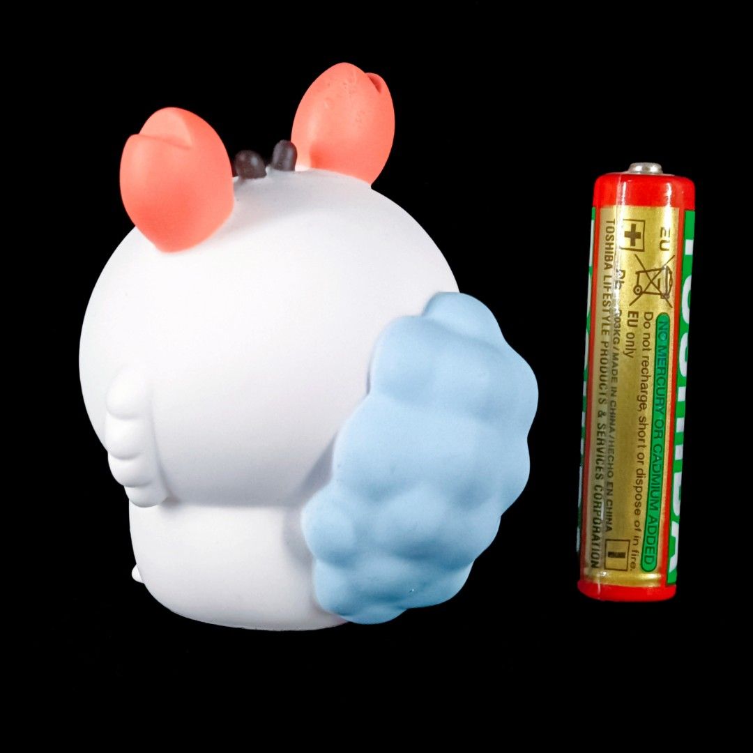 Chiikawa Momonga Crab Soft Vinyl Figure (Category: Figurines & Statues) located in Caloocan City. Submitted by yaha.alien (Listing ID 1465520331, Image 3). Description: — Authentic from Japan — Small-sized figure — Has minor stains on top of its head (please see the 4th photo) — MOD: J&T or GGX Standard (shipping fee c/o buyer) 📍 Caloocan City, Metro Manila 📌 Please note that the item may exhibit minor imperfections. Actual item photos shown / 