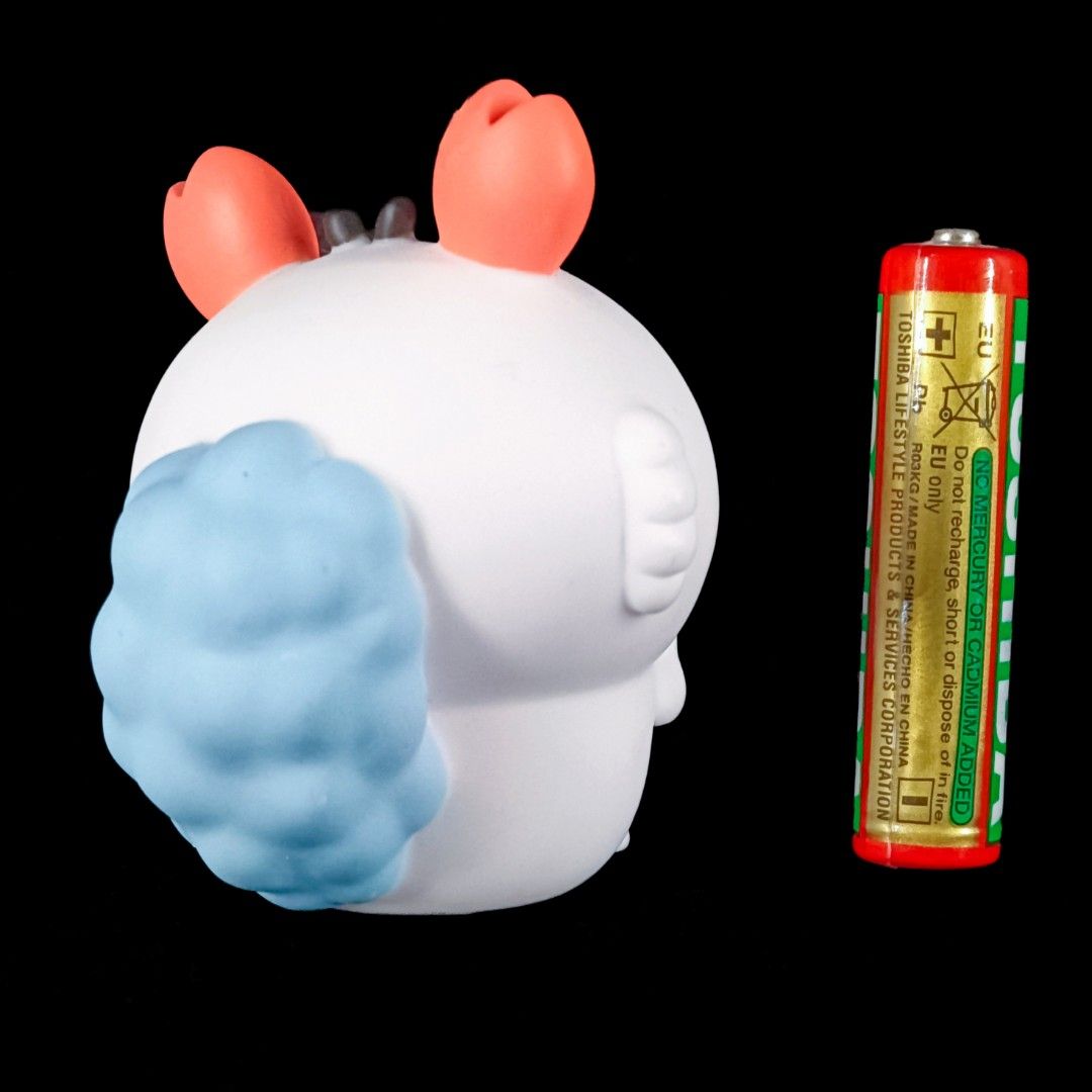 Chiikawa Momonga Crab Soft Vinyl Figure (Category: Figurines & Statues) located in Caloocan City. Submitted by yaha.alien (Listing ID 1465520331, Image 2). Description: — Authentic from Japan — Small-sized figure — Has minor stains on top of its head (please see the 4th photo) — MOD: J&T or GGX Standard (shipping fee c/o buyer) 📍 Caloocan City, Metro Manila 📌 Please note that the item may exhibit minor imperfections. Actual item photos shown / 