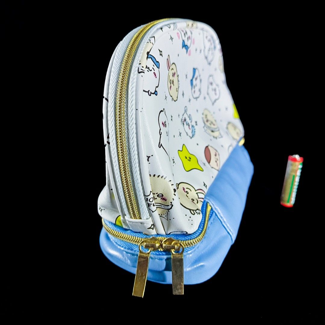 Chiikawa x Shimamura Collaboration 2-Tier Pouch (Category: Purses & Pouches) located in Caloocan City. Submitted by yaha.alien (Listing ID 1465463806, Image 2). Description: — Authentic from Japan — Pouch label has a small ink smudge (please see the 6th photo) — MOD: J&T or GGX Standard (shipping fee c/o buyer) 📍 Caloocan City, Metro Manila 📌 Please note that the item may exhibit minor imperfections. Actual item photos shown / WYSIWYG ➡️ More C