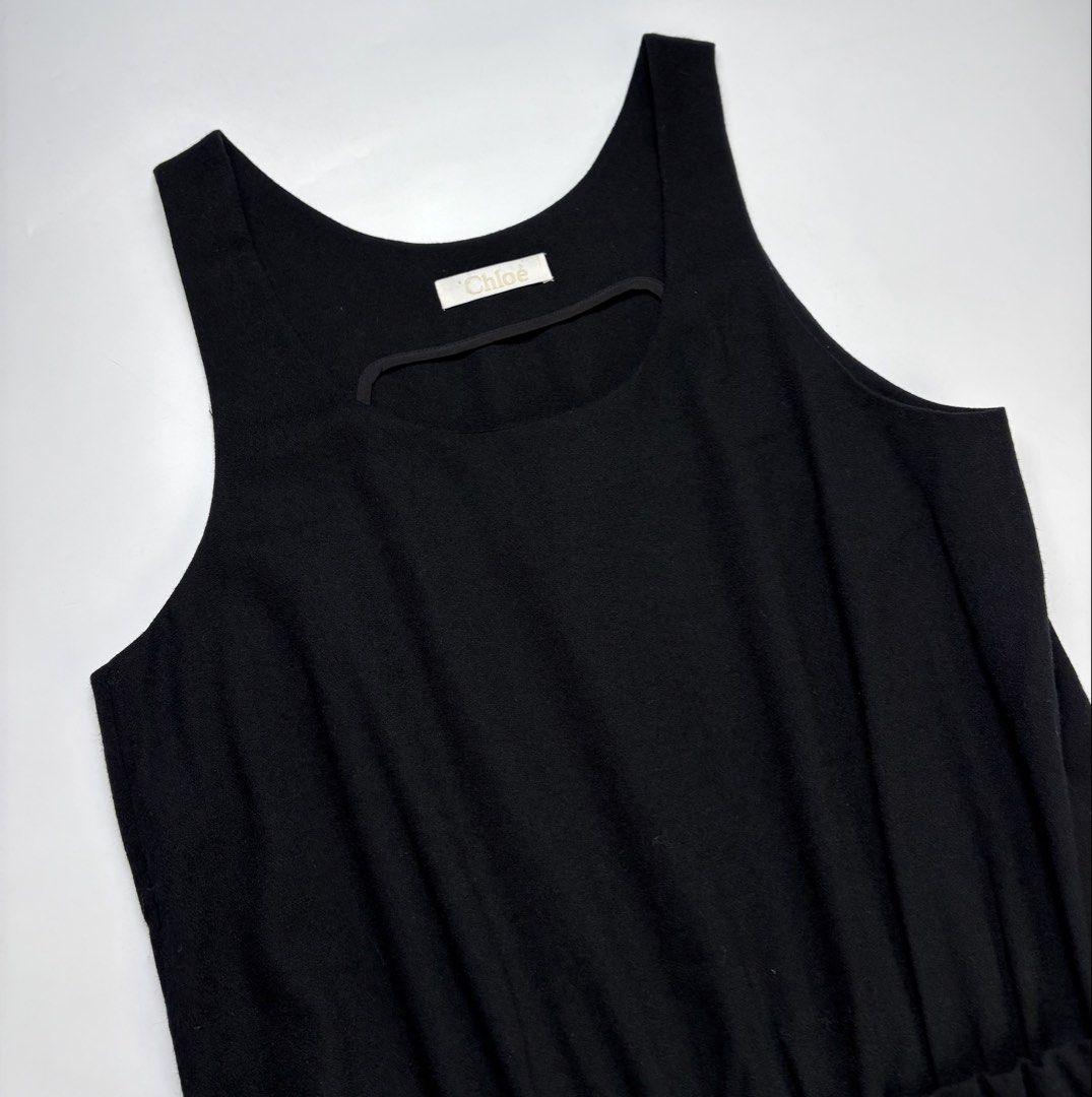Chloe Phoebe Philo Wool Blend Sleeveless Dress (Category: Dresses) located in Cavite. Submitted by sc_rcity (Listing ID 1465562637, Image 3). Description: Tagged Size : 40 EU Women’s Authentic Like New No Flaw Made in France No Inclusion A classic sleeveless top with a unique, minimalist horizontal cutout detail right below the crew neckline.a gathered, comfortable elastic waist that gives way to a subtle bubble or shift silhouette. Measurements: