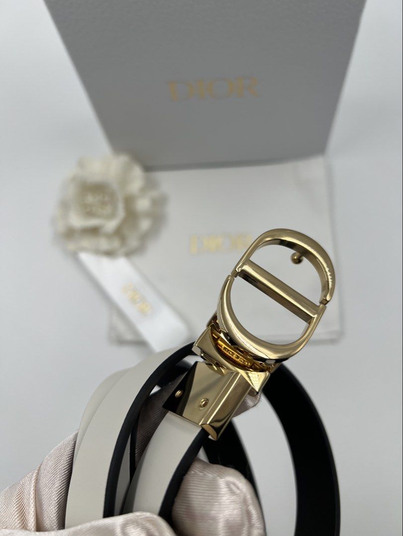 ⚜️Christian Dior Reversible belt (Category: Luxury Accessories) located in Makati City. Submitted by 90sangel (Listing ID 1465422229, Image 3). Description: .