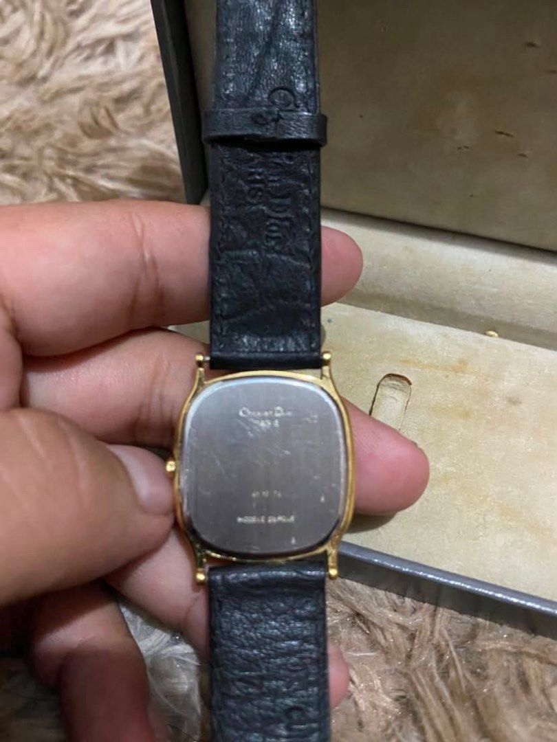 Christian Dior Watch (Category: Luxury Watches) located in Manila. Submitted by rickserran22365 (Listing ID 1465527776, Image 2). Description: Christian Dior Leather Strap Gold tone. -Unisex -With Box -Quartz No issue. Message now💬.