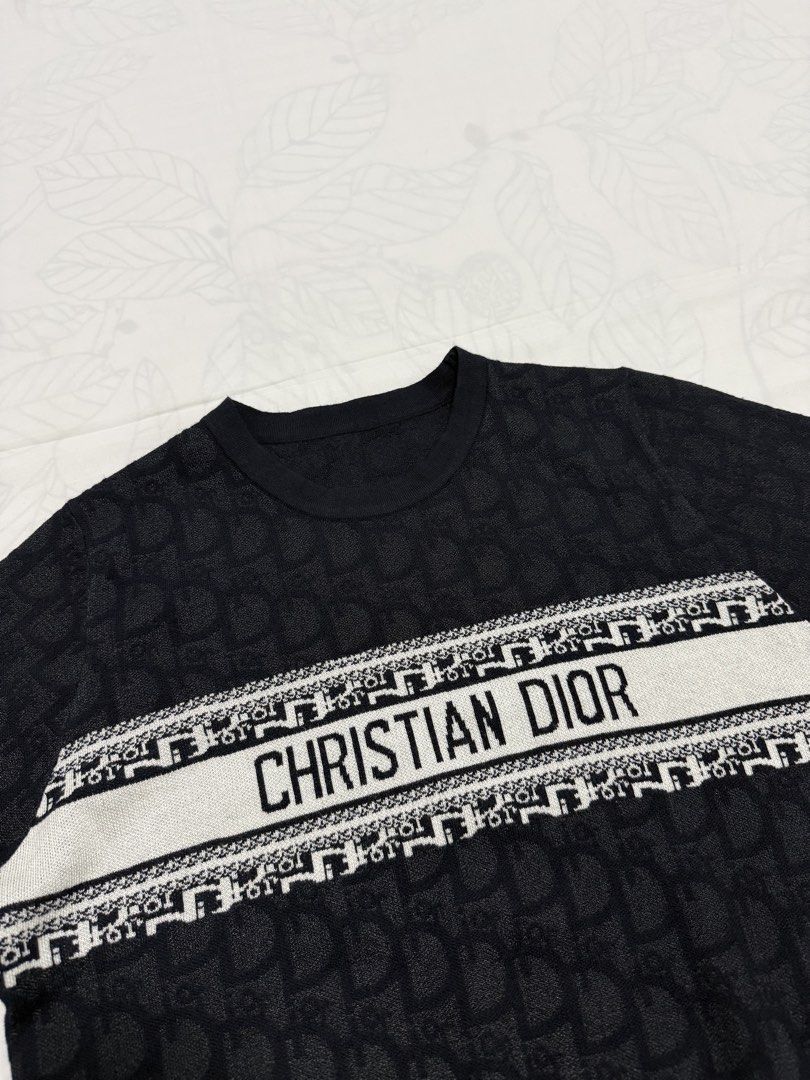Christian D!or Monogram (Category: Activewear) located in Taguig. Submitted by thesocialthrift (Listing ID 1465396267, Image 2). Description: For sale Christian D!or Monogram ‎cut tag ‎18×22.5 In good condition .