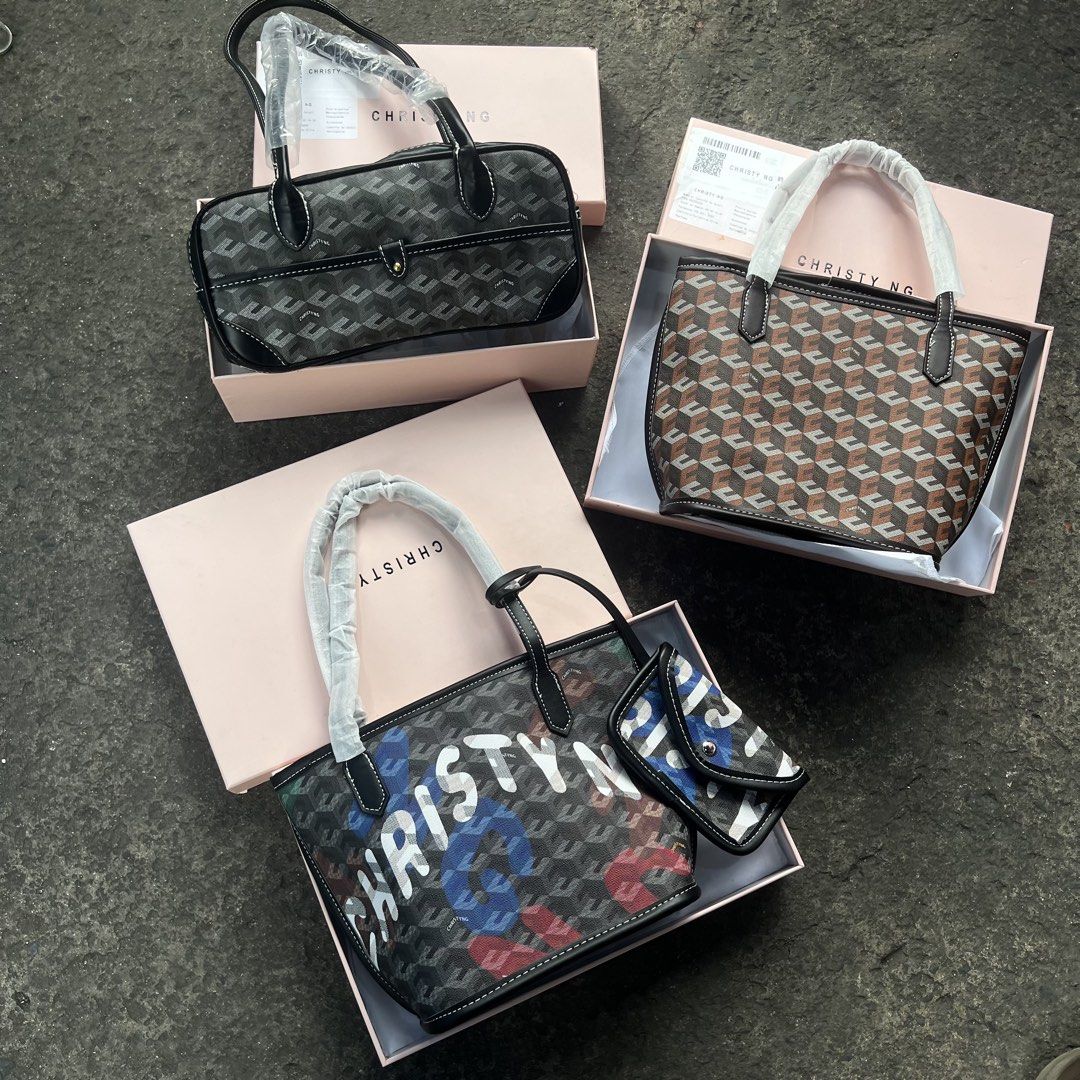 Christy ng topg only with box (Category: Shoulder Bags) located in Caloocan City. Submitted by urbanpouch (Listing ID 1465483209, Image 2). Description: brandnew with box .