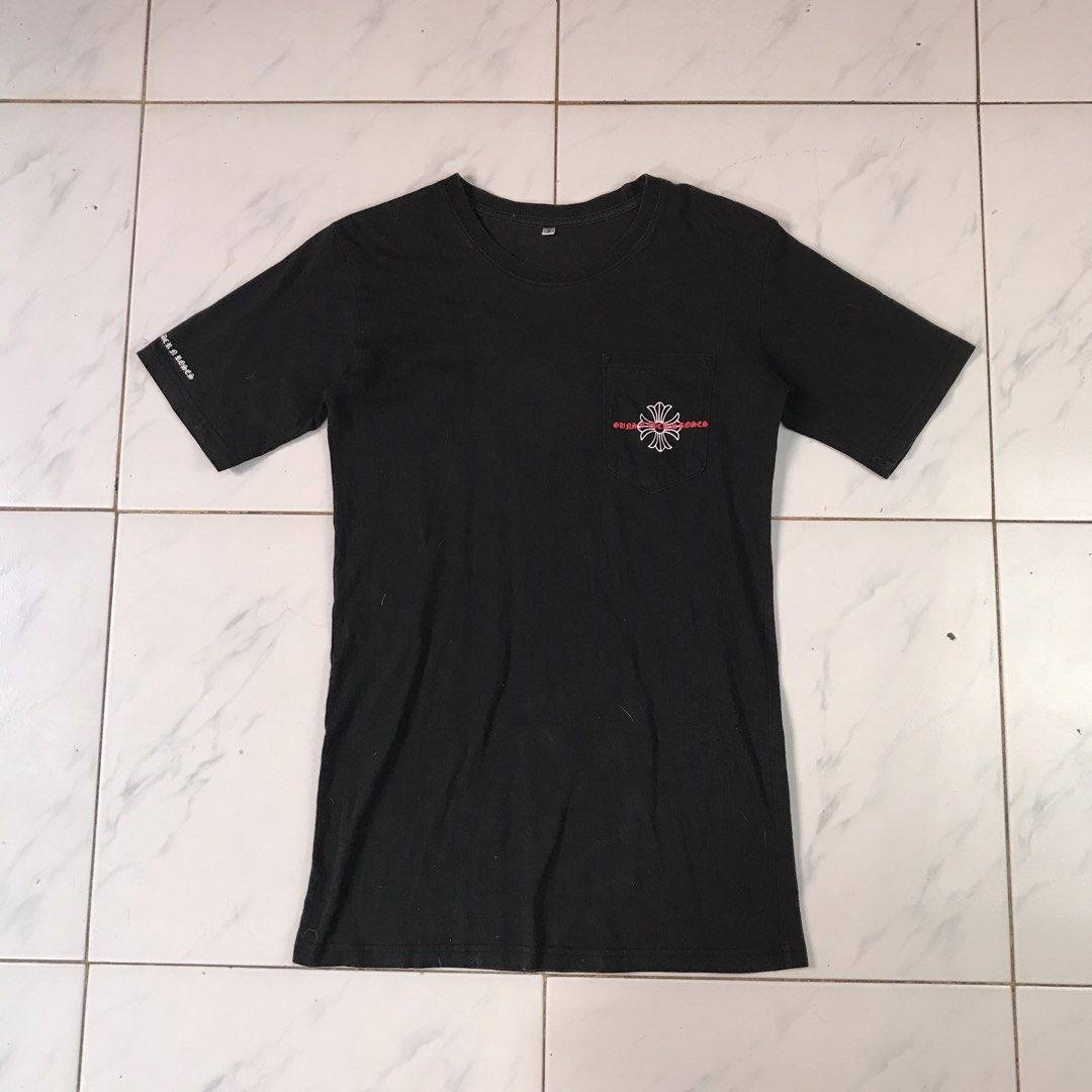 Chrome Hearts x Guns n Roses (Category: Tshirts & Polo Shirts ) located in Davao. Submitted by frnzy05 (Listing ID 1465528230, Image 1). Description: Chromehearts x Guns n Roses (off) Size - Small Width - 17.5 (womens) Length - 28 Issues - Need wash Color rate - 9.5/10 Condition - Very good 549 + sf.
