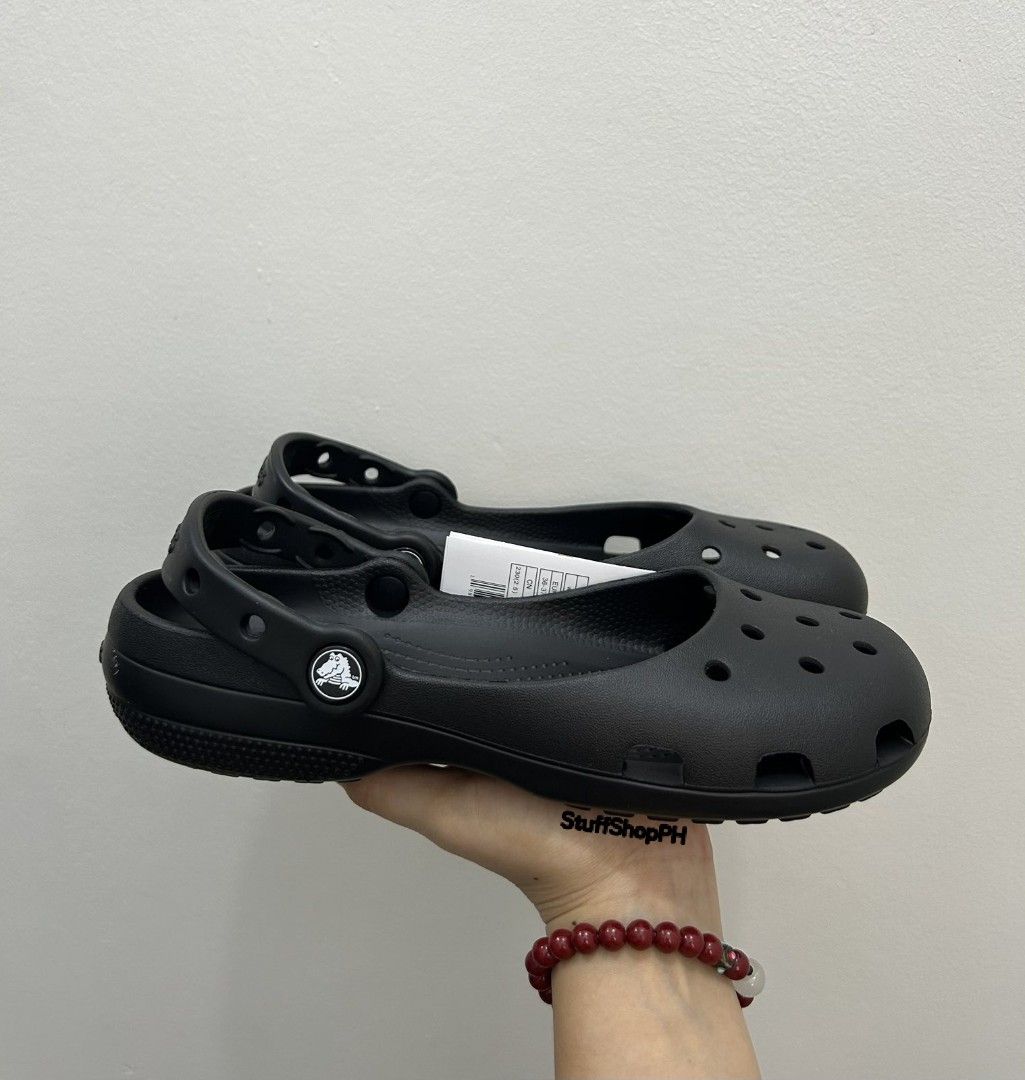 Classic ballet black (Category: Sandals) located in Caloocan City. Submitted by annegarciichua (Listing ID 1465508363, Image 3). Description: Classic ballet Black W6 W7 W8 💯 % Legit! ✅ Hang tags ✅ Zip lock.
