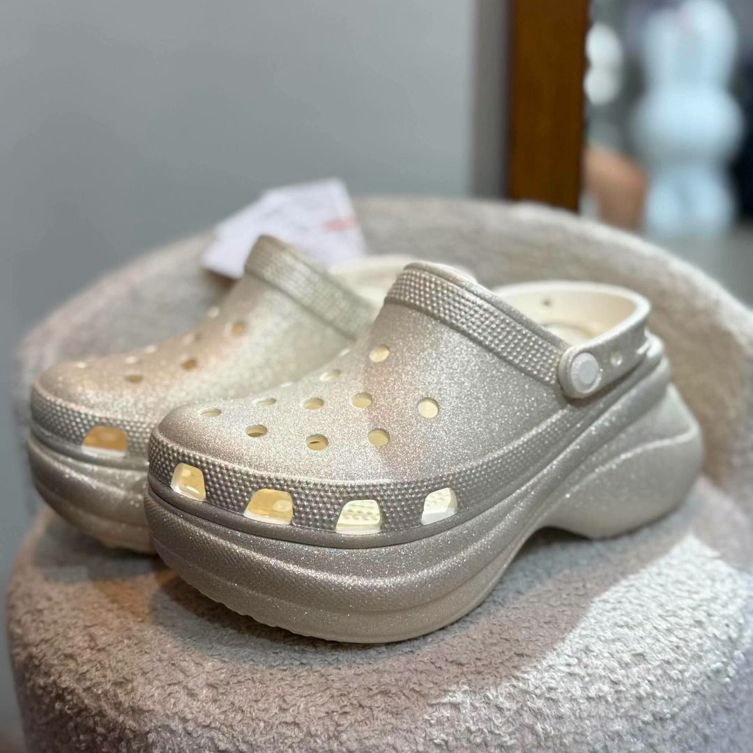 Classic Glitter Bae Clog (Category: Wedges) located in Rizal. Submitted by hiraya16 (Listing ID 1465470666, Image 1). Description: W5 W6 Onhand ready to ship J&T - Lalamove - Lbc.