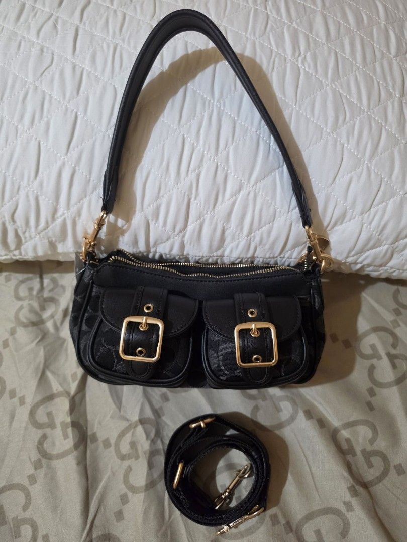 Coach ashton 2way (Category: Cross-body Bags) located in Talisay. Submitted by tinkerbellaaaa (Listing ID 1465478272, Image 1). Description: not guaranteed OG padala from abroad RFS - too small for me..