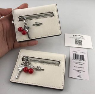 (Category: ) located in . Submitted by pinkykeenshop (Listing ID 1465388601, Image 1). Description: .
