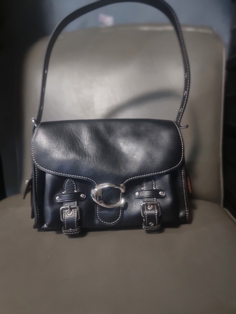 Coach kili (Category: Shoulder Bags) located in Baguio. Submitted by yumiii07 (Listing ID 1465578615, Image 1). Description: like new Used kili bag.