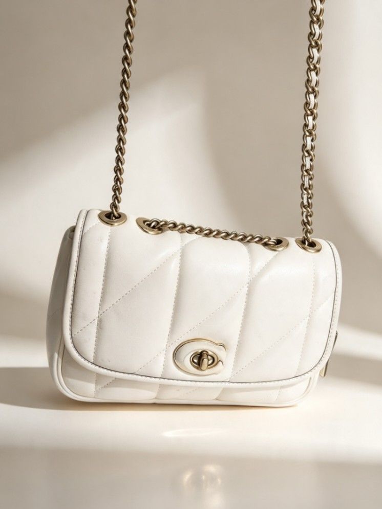 Coach pillow tabby bag (Category: Cross-body Bags) located in Iloilo. Submitted by khonz (Listing ID 1465397274, Image 1). Description: usual sign of usage this is preloved with creed.