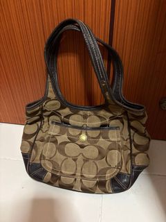 (Category: ) located in . Submitted by bellaaaahadidnttt (Listing ID 1465437840, Image 1). Description: .