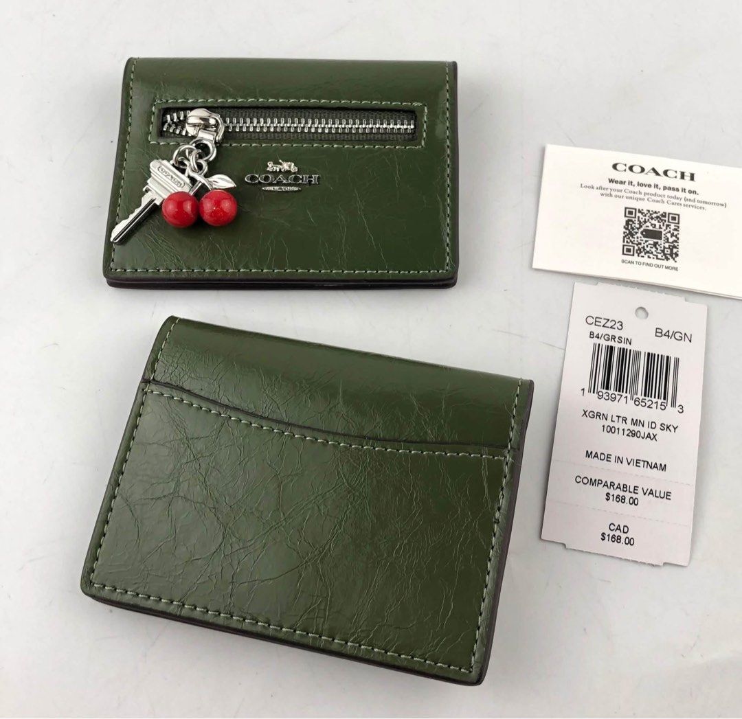 Coach Card Case (Category: Wallets & Card holders) located in Binan City. Submitted by pinkykeenshop (Listing ID 1465388830, Image 3). Description: .