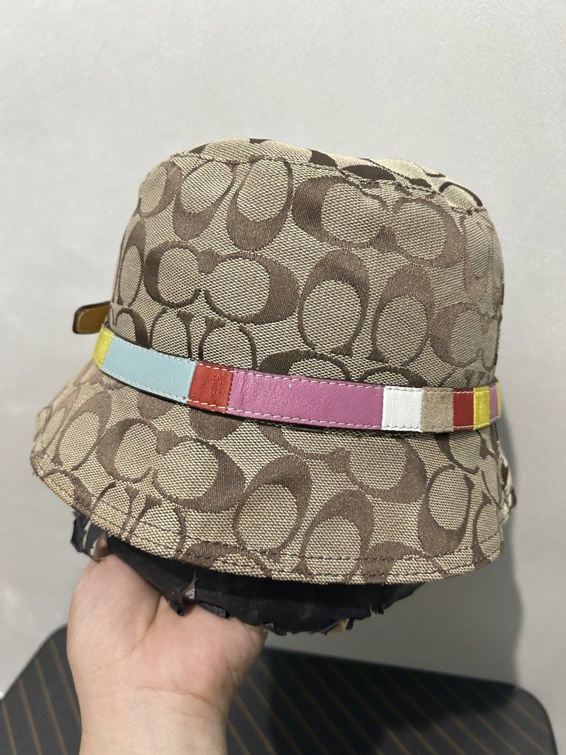 Coach Vintage Bucket Hat (Category: Luxury Accessories) located in Quezon City. Submitted by jjsurplus_23 (Listing ID 1465399414, Image 3). Description: .