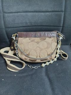 (Category: ) located in . Submitted by shopping_prelove (Listing ID 1465428275, Image 1). Description: .