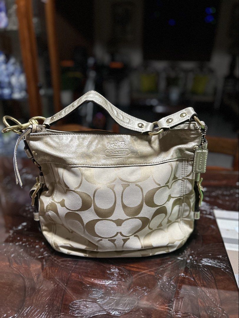 Coach Zoe Hobo (Large) (Category: Luxury Bags & Wallets) located in Las Pinas. Submitted by qntrndd (Listing ID 1465499847, Image 1). Description: Bought this for ₱5,500. Selling for ₱3,500, but willing to lower the price a little for a sure buyer. 🤍 Please see the photos for the condition and issues of the bag. Restoration: If you’re planning to have it restored, I can recommend a good and affordable bag restorer. I’ve personally tried their se