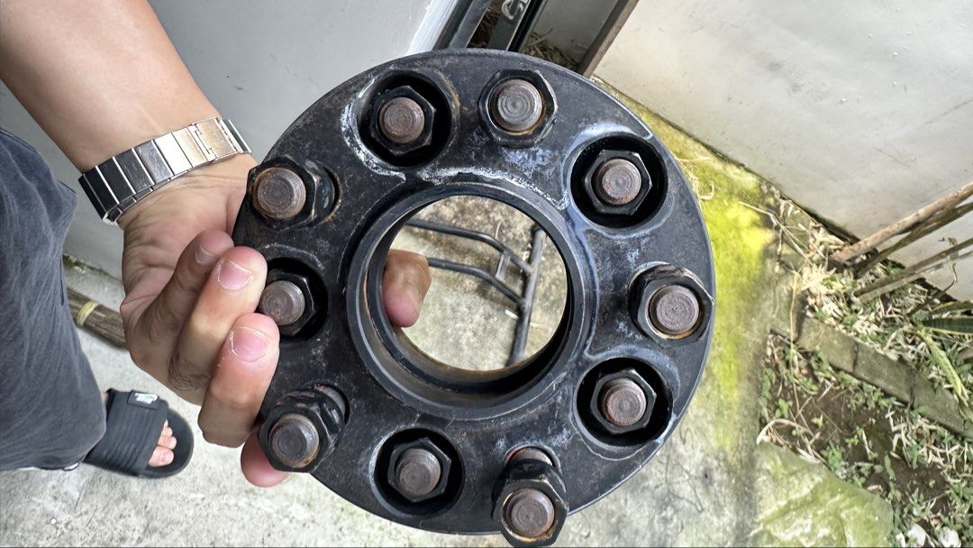 Coil Spacer set (Category: Other Automotive Parts and Accessories) located in Manila. Submitted by ajira99 (Listing ID 1465412844, Image 1). Description: Selling coil spacer 4pcs Pick up or delivery your choice of courier .